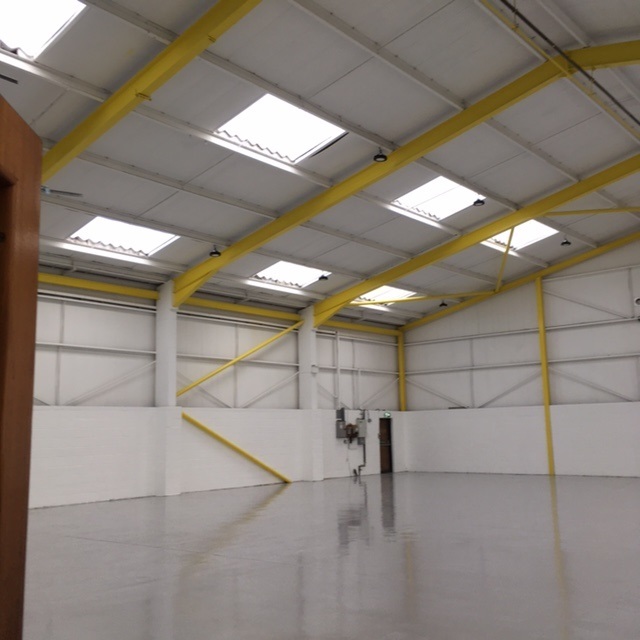 Flowcrete Flowcoat SF41 Warehouse Floor Installation & Refurbishment